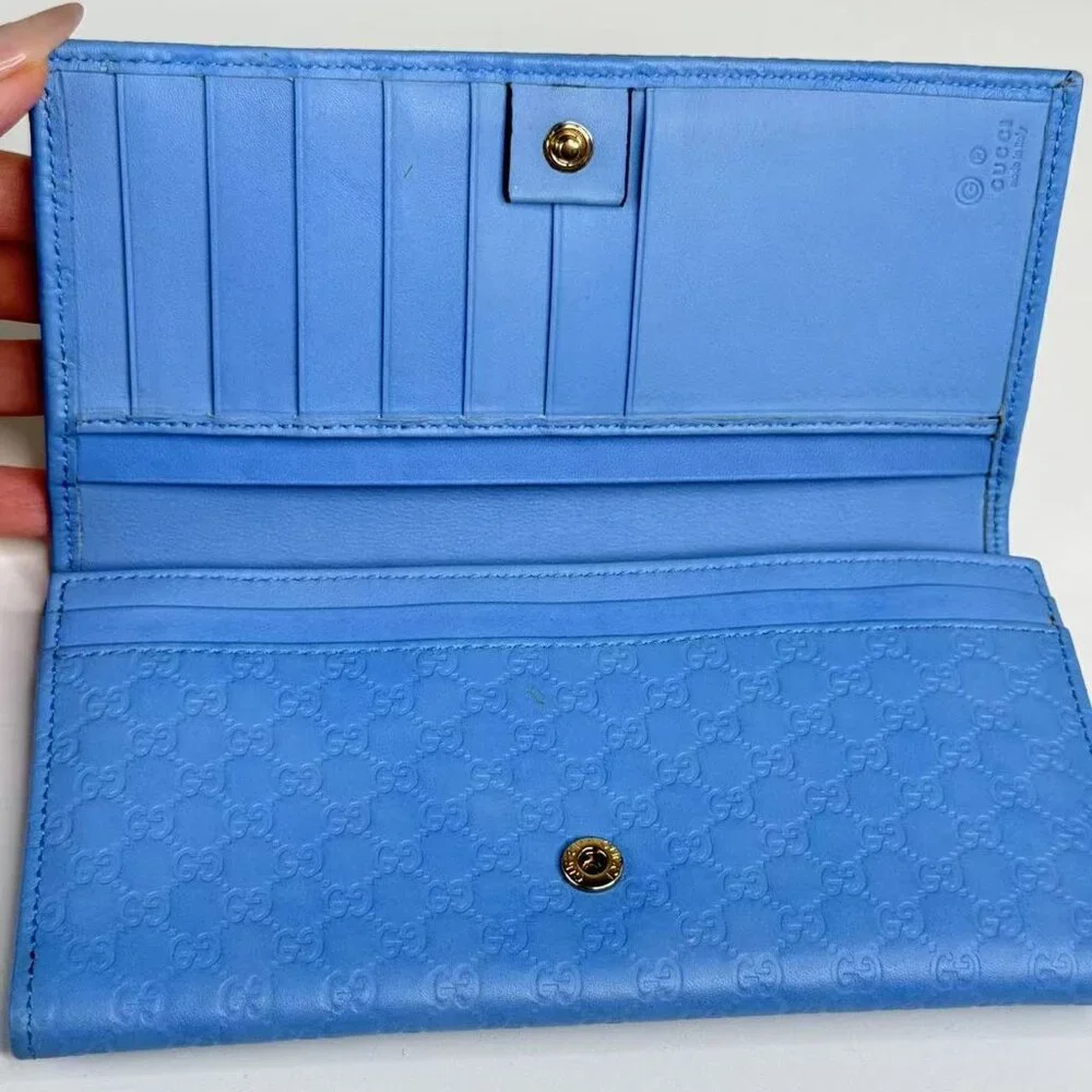 Gucci GG Logo Printed Blue Leather Wallet - Elegant & Versatile Small Leather Go